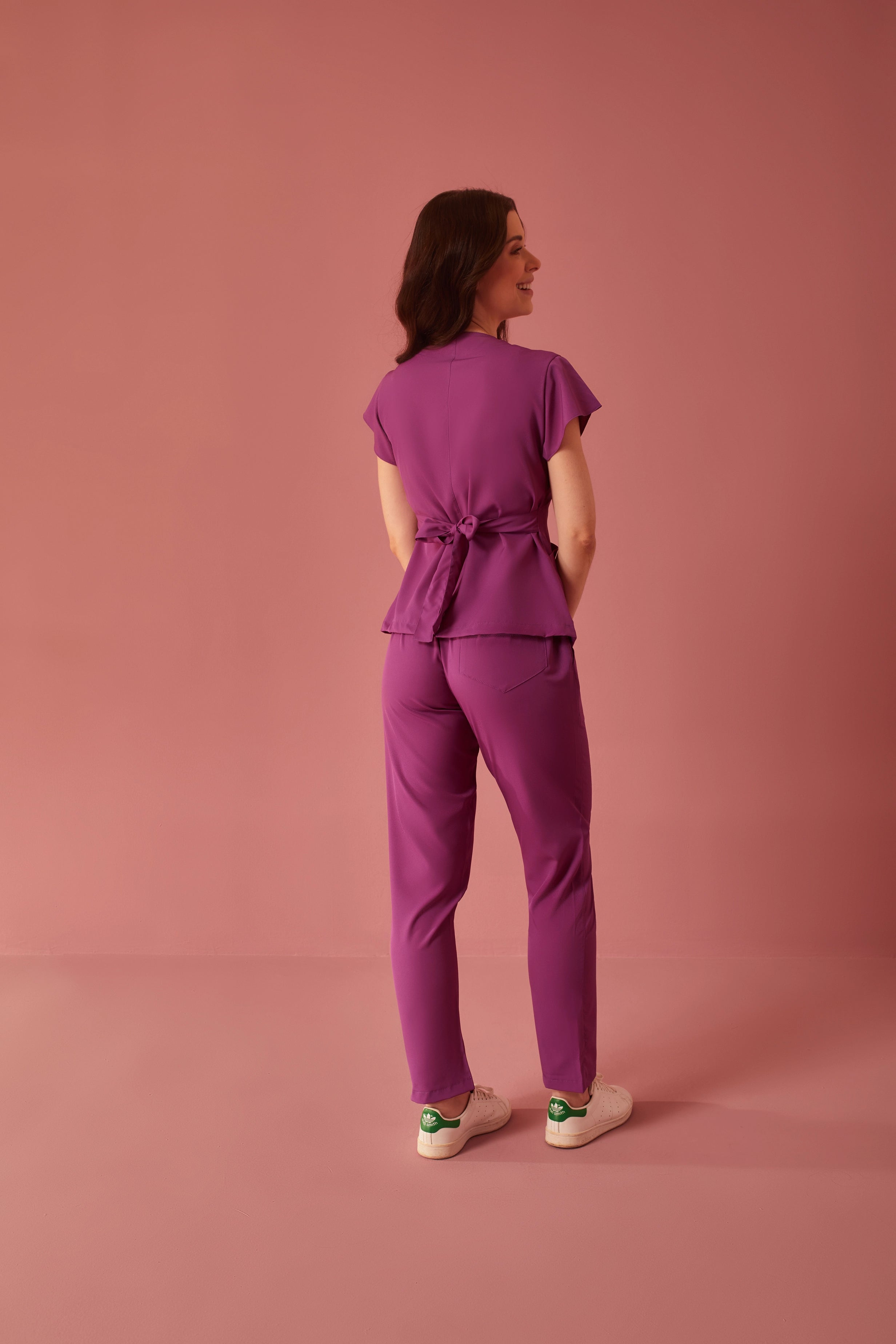 Scrub feminino Julia Premium cor uva - foto 6