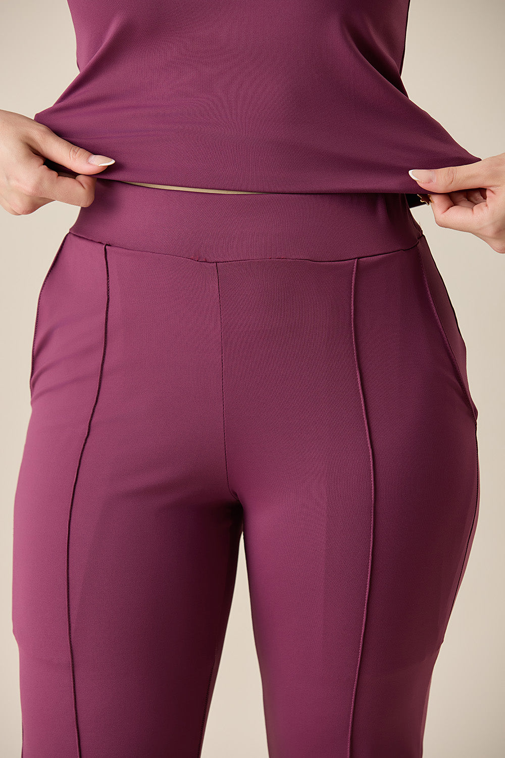 Scrub feminino Sheryda cor vinho - foto 3