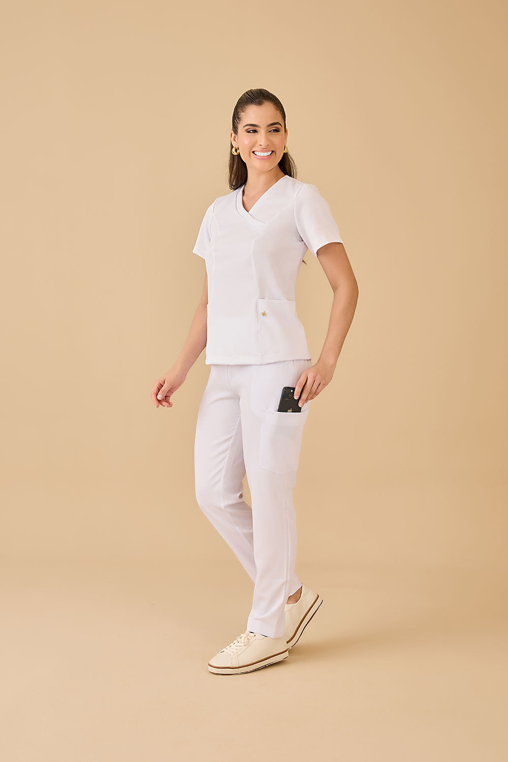 Scrub feminino Eloá cor branco - foto 6