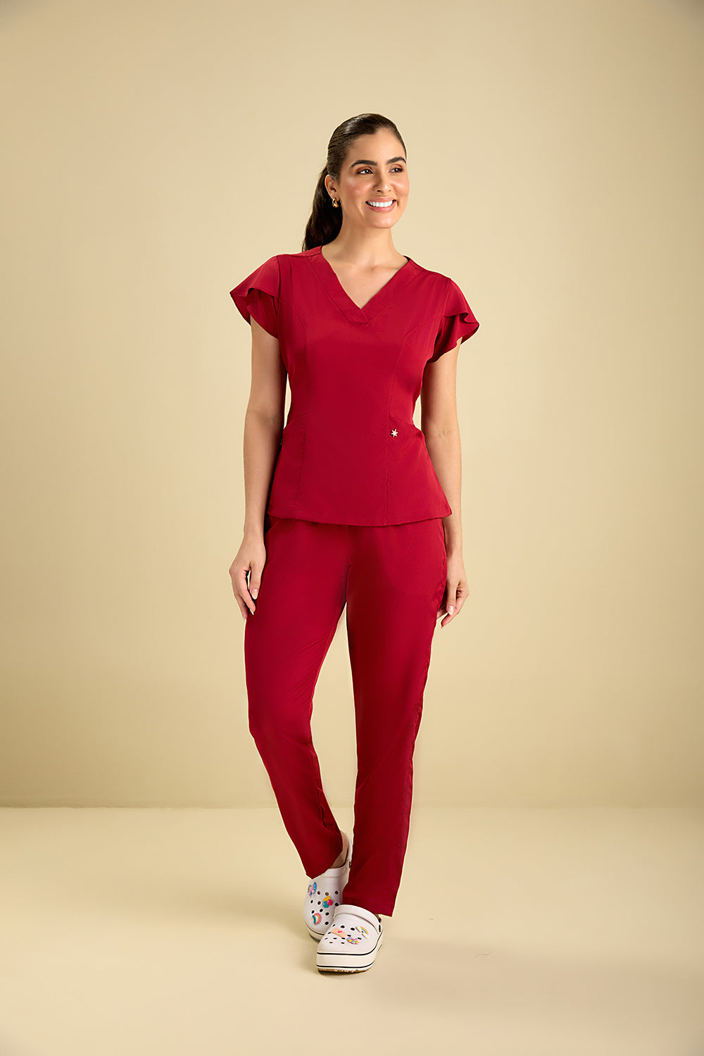 Scrub feminino Julia Premium cor vinho - foto 5