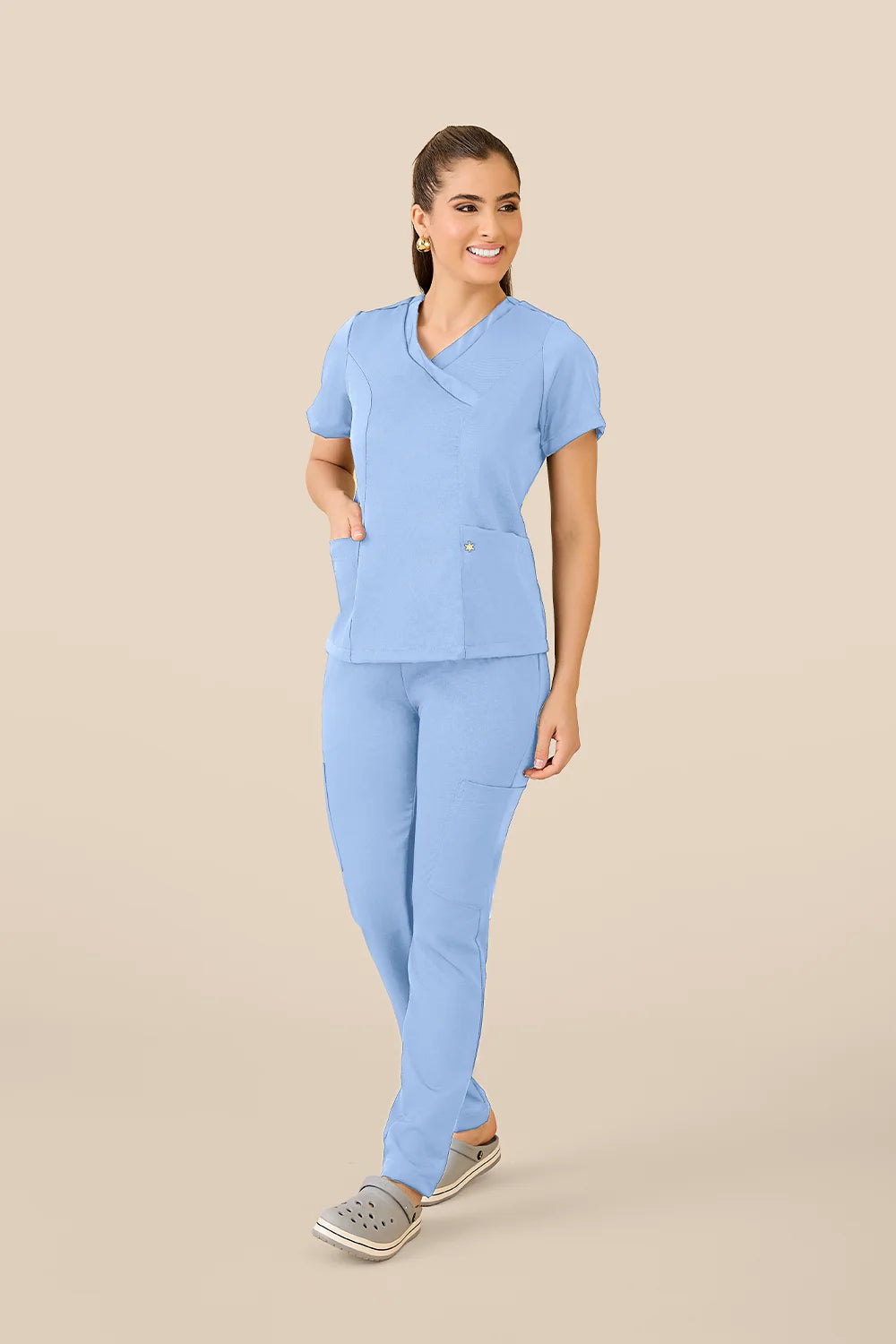 Scrub Feminino Eloa Tec - Malha Tecnológica