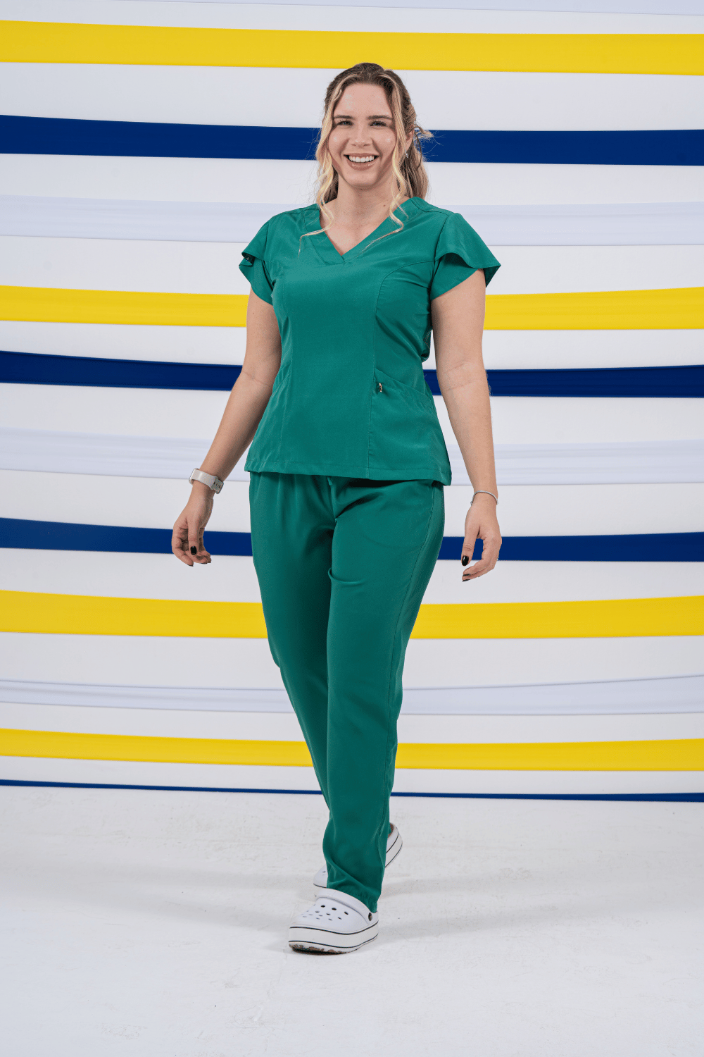 Scrub feminino Julia Premium cor verde folha - foto 2