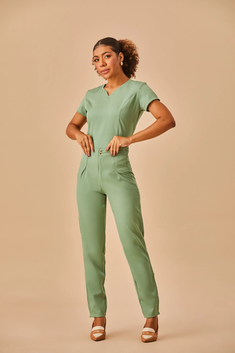 Scrub feminino Maria cor verde sálvia - foto 3