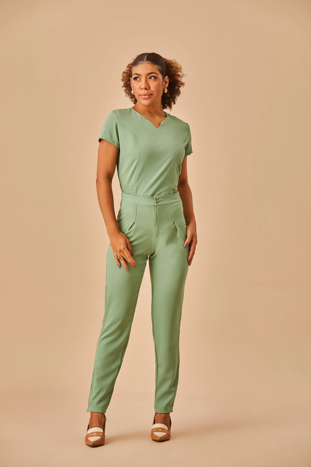 Scrub feminino Maria cor verde sálvia - foto 4