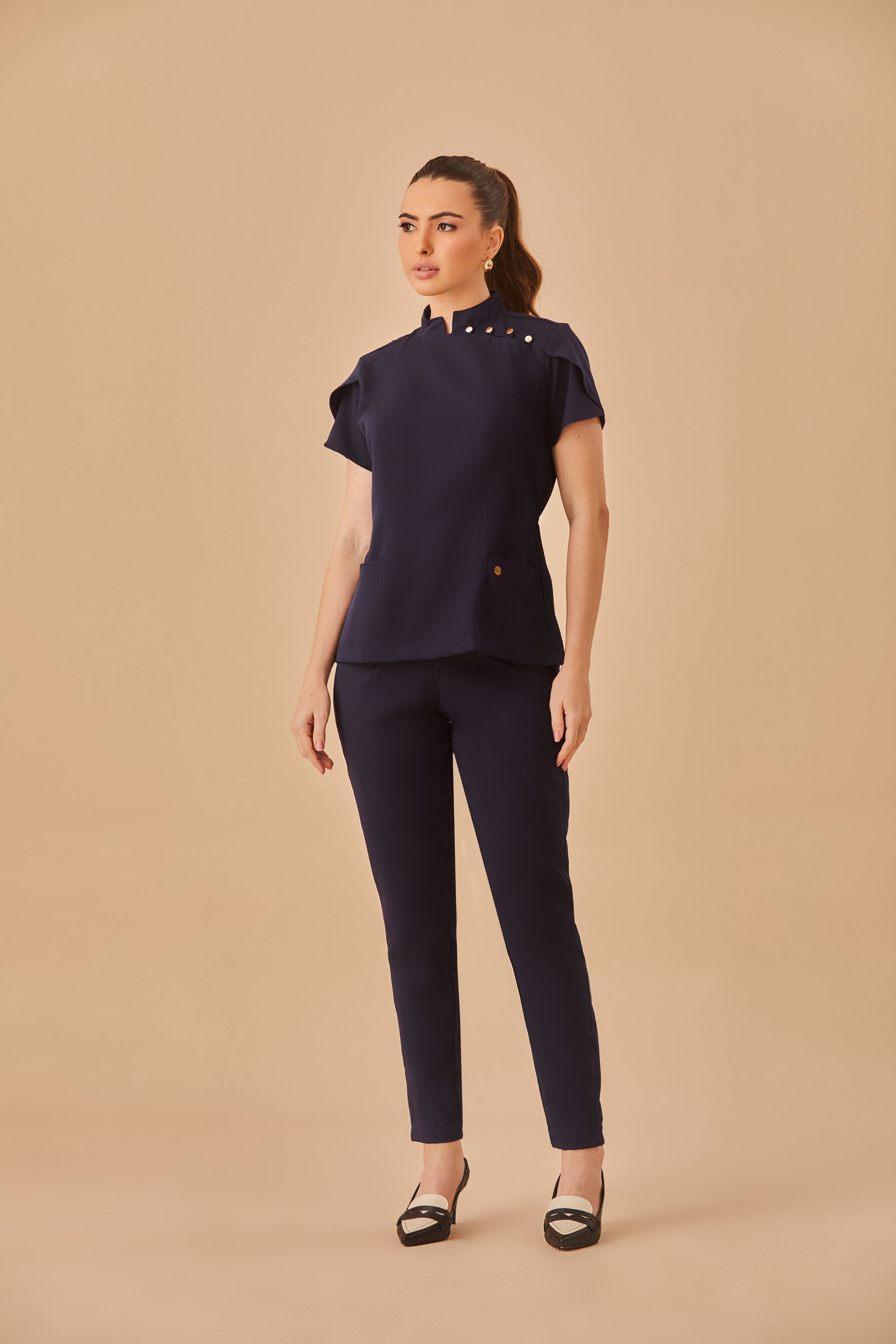 Scrub feminino Deise cor marinho - conjunto blusa e calça cirúrgica