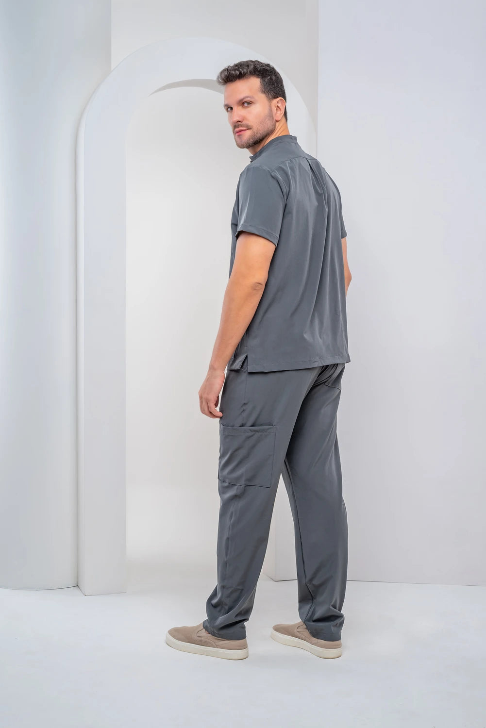 Scrub masculino Lucas cor chumbo - foto 3
