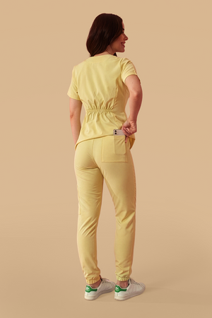 Scrub Feminino Clara - Amarelo