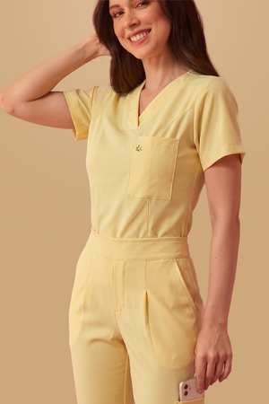 Scrub Feminino Clara - Amarelo