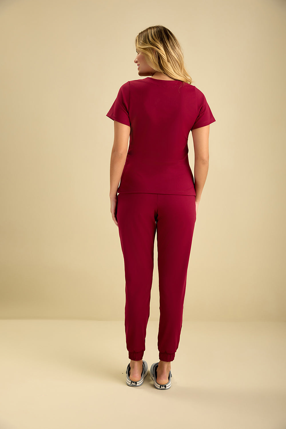 Scrub feminino Anny cor vinho - foto 5