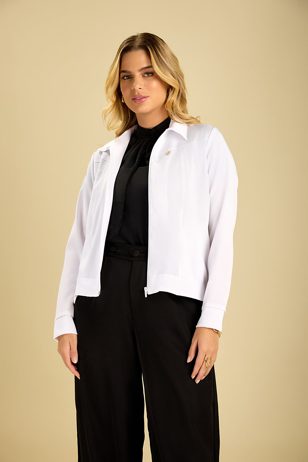 Jaqueta feminina Jani cor branco - foto 4