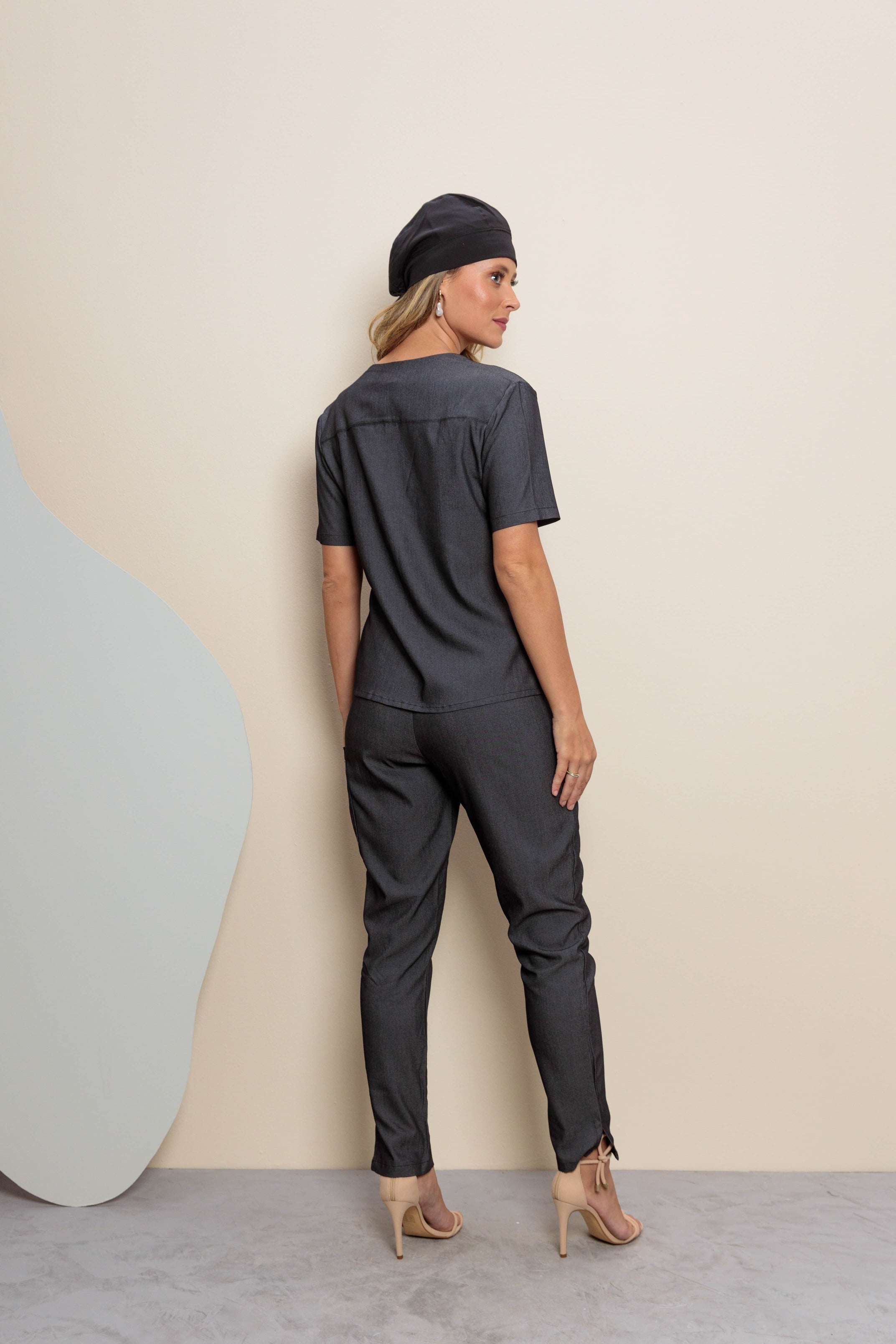 Scrub feminino Lídia cor jeans preto - foto 4